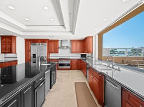 16181 Santa Barbara Lane, Huntington Beach CA 92649