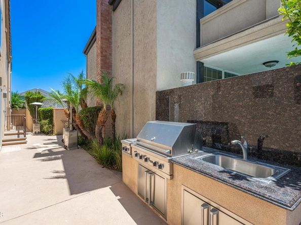 16181 Santa Barbara Lane, Huntington Beach CA 92649