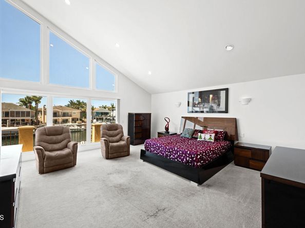 16181 Santa Barbara Lane, Huntington Beach CA 92649