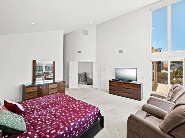 16181 Santa Barbara Lane, Huntington Beach CA 92649