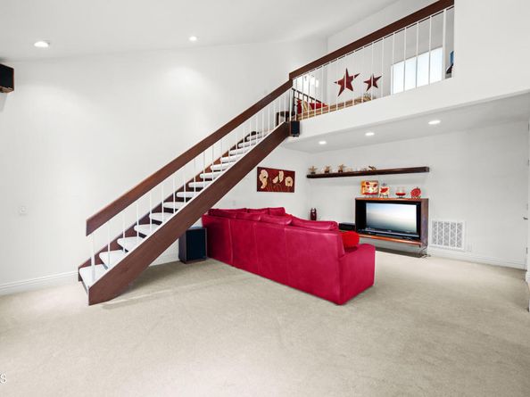 16181 Santa Barbara Lane, Huntington Beach CA 92649