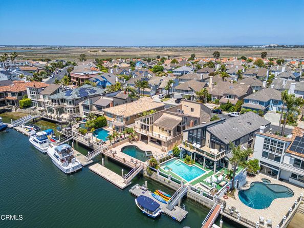 16181 Santa Barbara Lane, Huntington Beach CA 92649