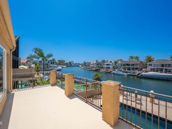 16181 Santa Barbara Lane, Huntington Beach CA 92649