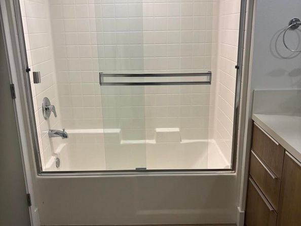 239 S Marengo Avenue 202, Pasadena CA 91101