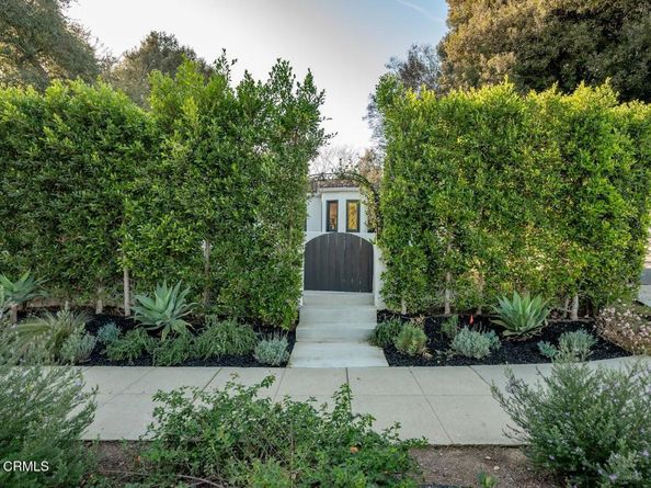 229 S Grand Oaks Avenue, Pasadena CA 91107