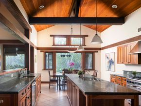 1260 La Loma Road, Pasadena CA 91105