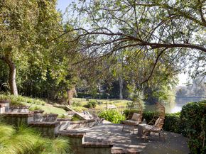 1260 La Loma Road, Pasadena CA 91105