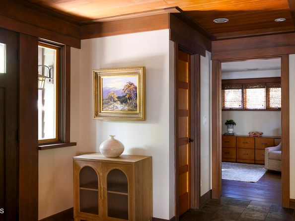 1260 La Loma Road, Pasadena CA 91105