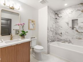 139 S Oak Knoll Avenue 104, Pasadena CA 91101