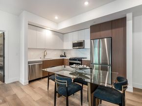 139 S Oak Knoll Avenue 104, Pasadena CA 91101