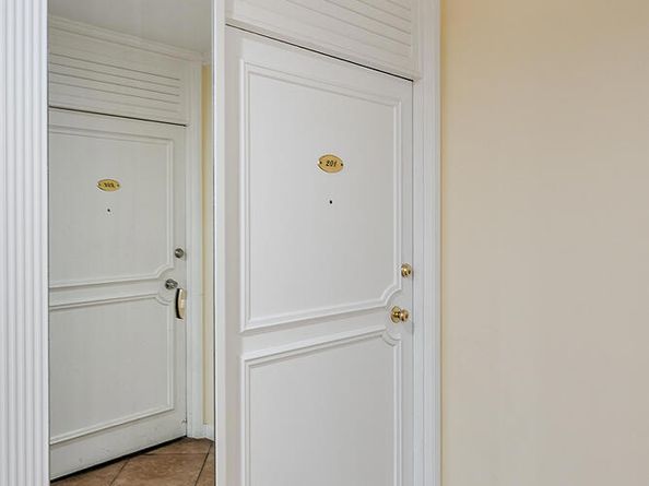 540 Kelton Avenue 201, Los Angeles CA 90024