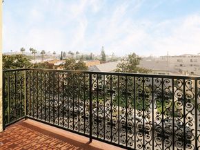 124 W Colorado Street 302, Glendale CA 91204