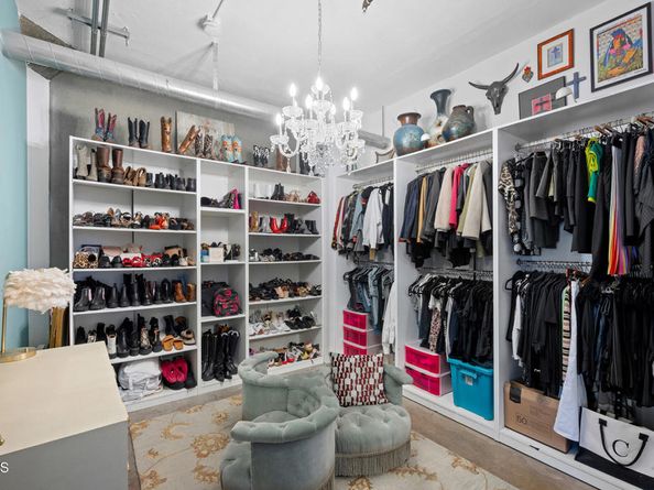 315 E 8th Street 301, Los Angeles CA 90014