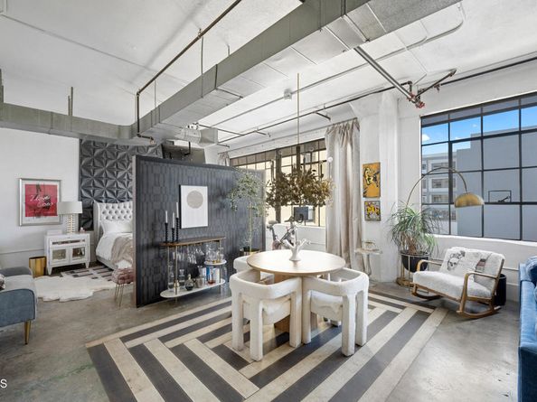 315 E 8th Street 301, Los Angeles CA 90014