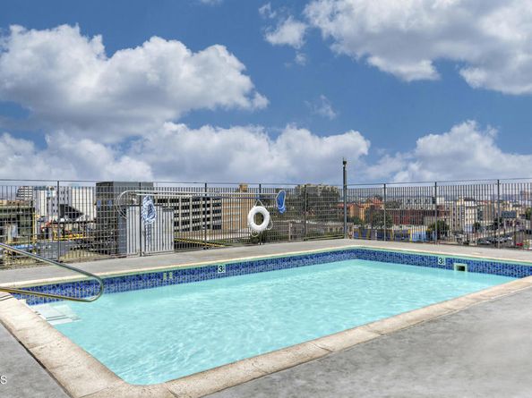 315 E 8th Street 301, Los Angeles CA 90014