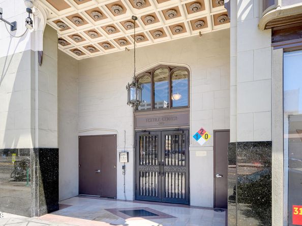 315 E 8th Street 301, Los Angeles CA 90014