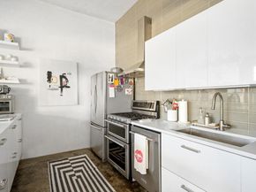 315 E 8th Street 301, Los Angeles CA 90014