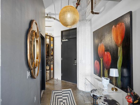 315 E 8th Street 301, Los Angeles CA 90014