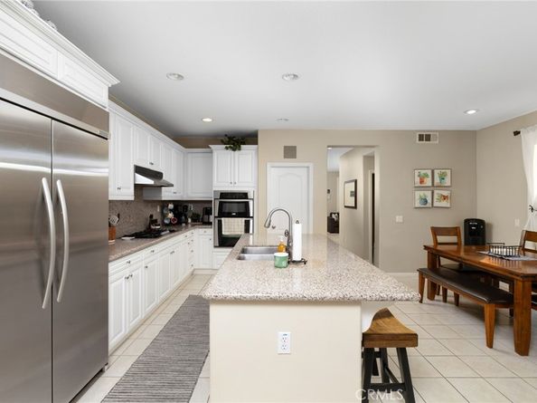653 E Gardenia Drive, Azusa CA 91702