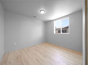 236 W 84th, Los Angeles CA 90003