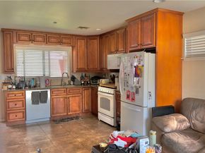 143 Esperanza, Sierra Madre CA 91024