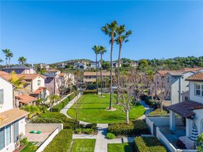 25 Amy Way, Ladera Ranch CA 92694