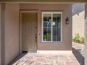 25 Amy Way, Ladera Ranch CA 92694