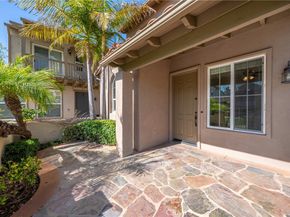 25 Amy Way, Ladera Ranch CA 92694