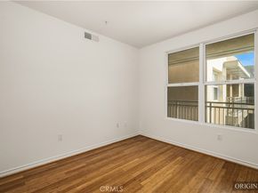 85 E Commonwealth Avenue 3D, Alhambra CA 91801