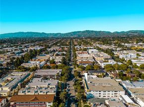 1021 12th Street 102, Santa Monica CA 90403