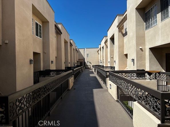 537 N Adams 212, Glendale CA 91206