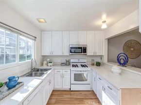 59 Fox Hollow 36, Irvine CA 92614