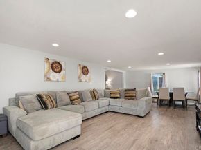 237 Ridgecrest Dr, San Diego CA 92114