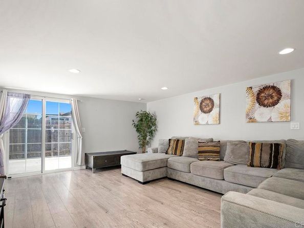 237 Ridgecrest Dr, San Diego CA 92114