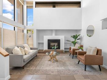 3112 North Mountain View Drive
