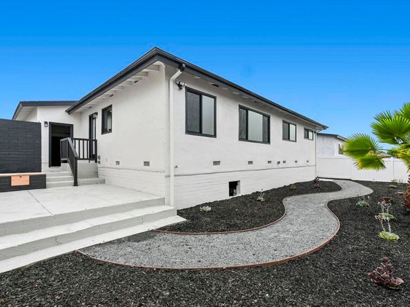 3942 Mount Acadia Boulevard, San Diego CA 92111