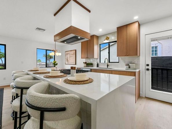 3942 Mount Acadia Boulevard, San Diego CA 92111
