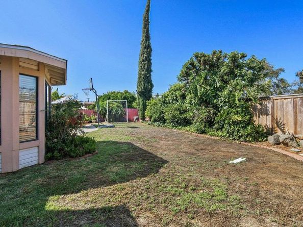 5855 Kappa St, La Mesa CA 91942