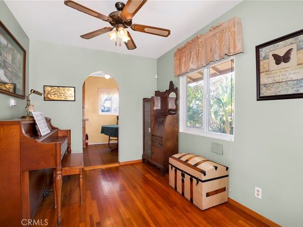576 E Columbia Avenue, Pomona CA 91767