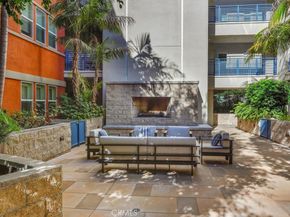 300 E 4th Street 214, Long Beach CA 90802