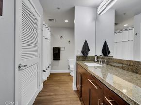 300 E 4th Street 214, Long Beach CA 90802