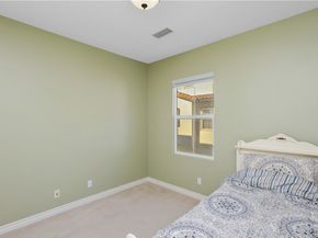 51 Olivehurst, Irvine CA 92602