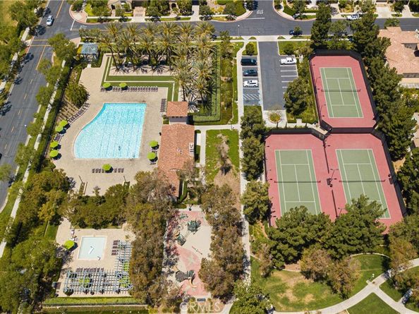 51 Olivehurst, Irvine CA 92602