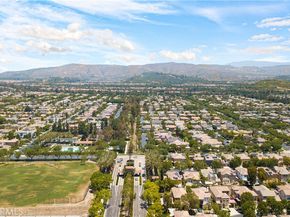 51 Olivehurst, Irvine CA 92602