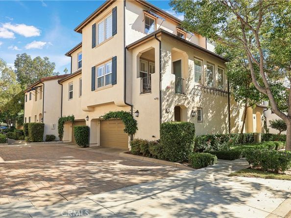 51 Olivehurst, Irvine CA 92602