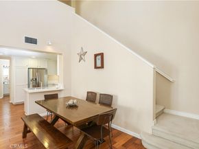 51 Olivehurst, Irvine CA 92602