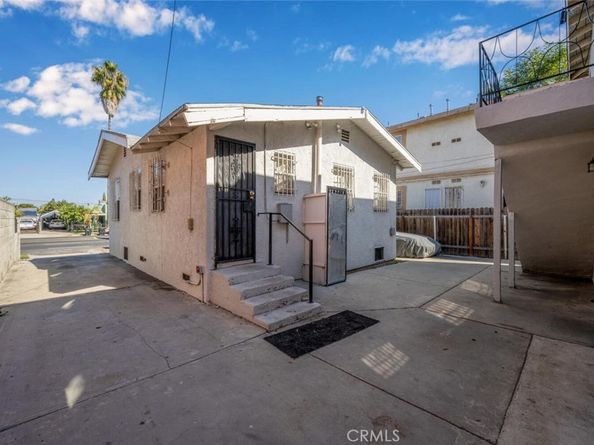 736 W Century, Los Angeles CA 90044