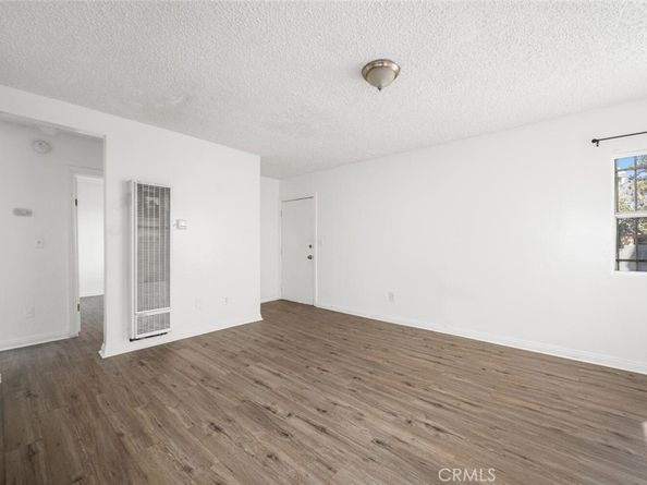 736 W Century, Los Angeles CA 90044