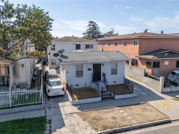 736 W Century, Los Angeles CA 90044