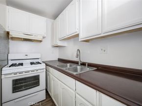 736 W Century, Los Angeles CA 90044